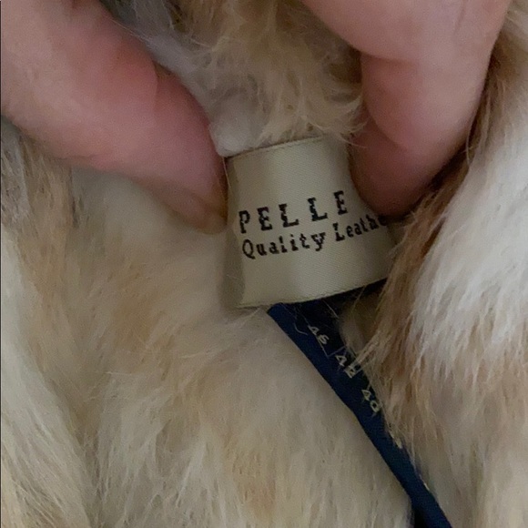 Women’s as 12 leather jacket w fur lining. - Picture 6 of 7